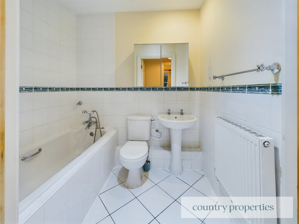 Oaklands Court, WELWYN, Hertfordshire