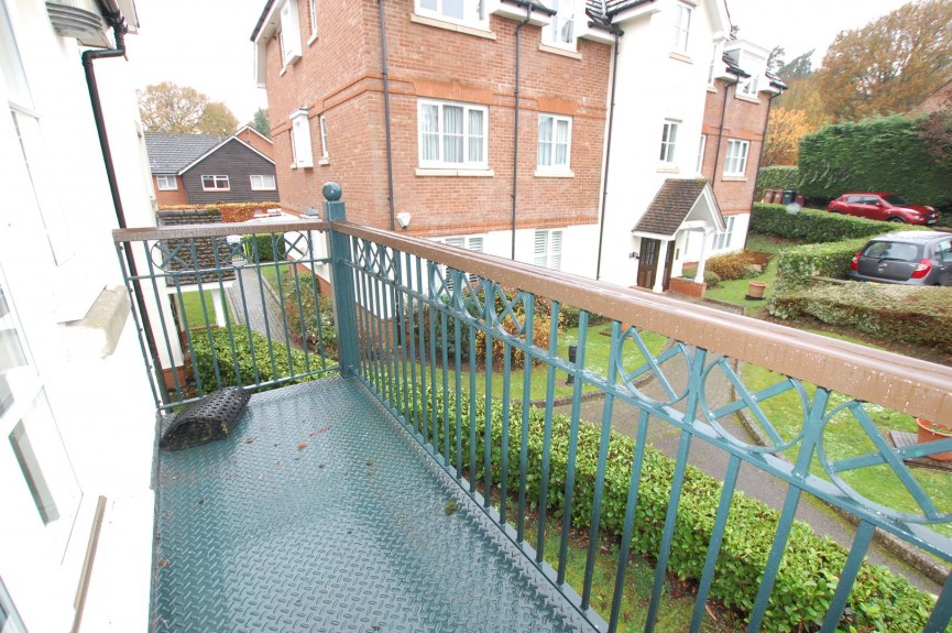 2 bedroom Flat for Sale Oaklands Court, WELWYN, Hertfordshire