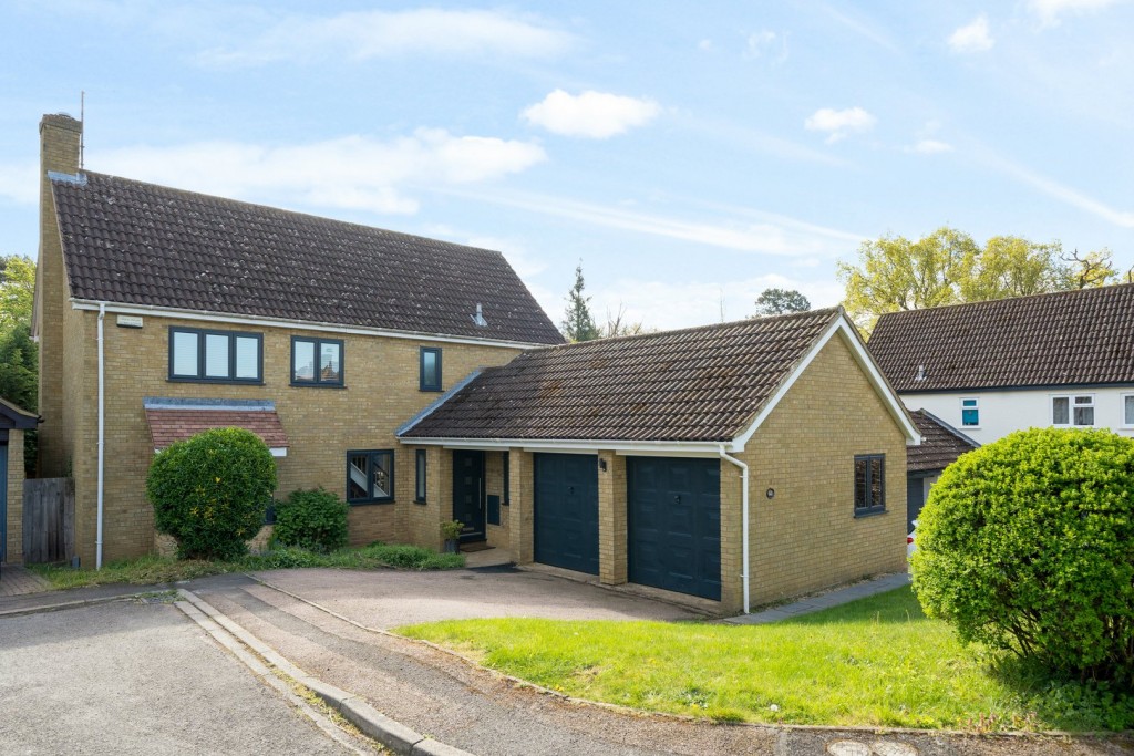 Dew Pond Road, Flitwick, Bedfordshire