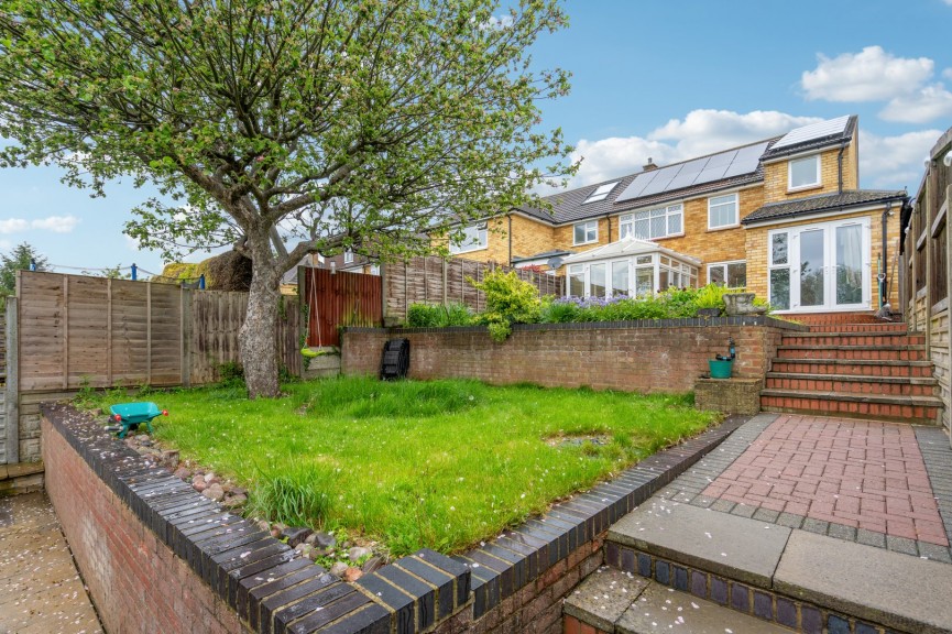 4 bedroom House for Sale Manton Road, Hitchin, Hertfordshire