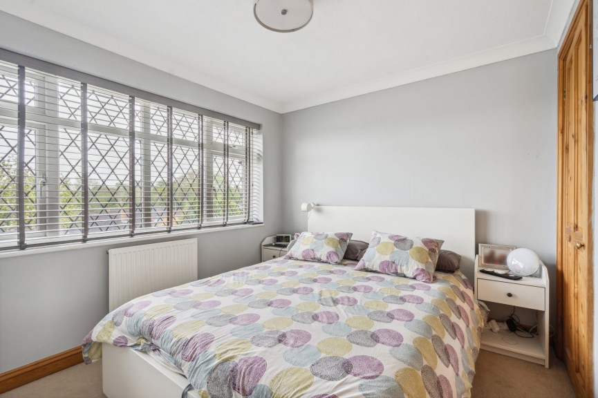 4 bedroom House for Sale Manton Road, Hitchin, Hertfordshire