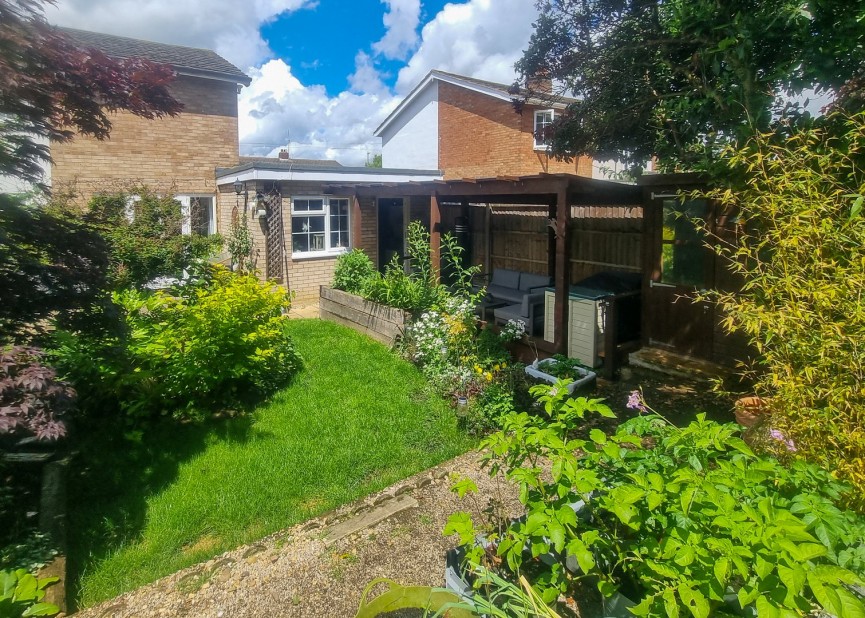 3 bedroom House for Sale Spring Close, Biggleswade, Bedfordshire