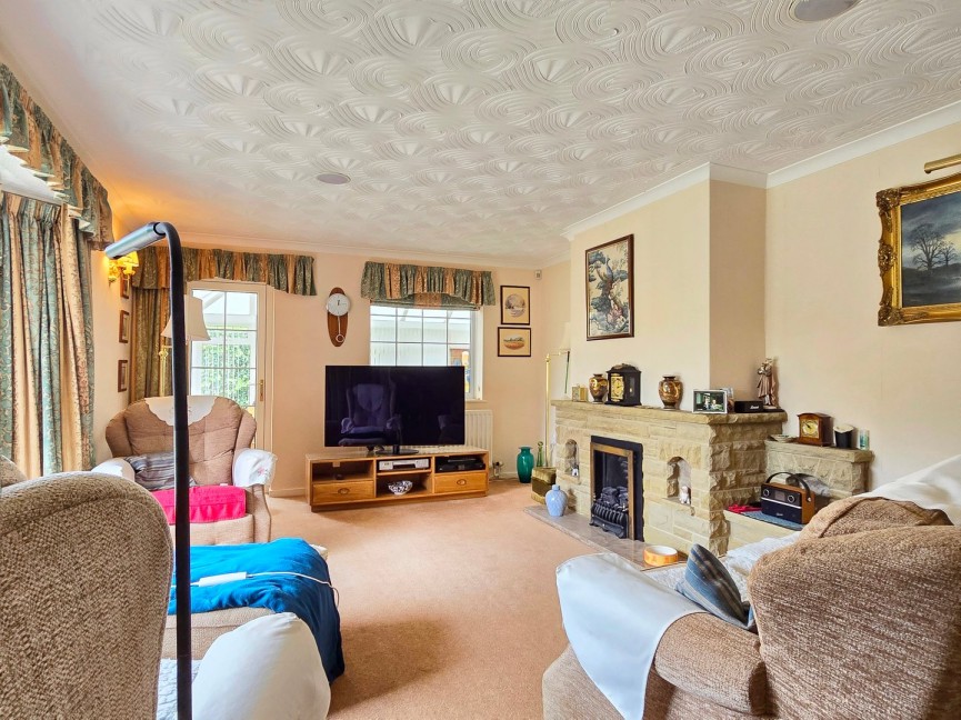 3 bedroom Bungalow for Sale Maulden, Bedfordshire
