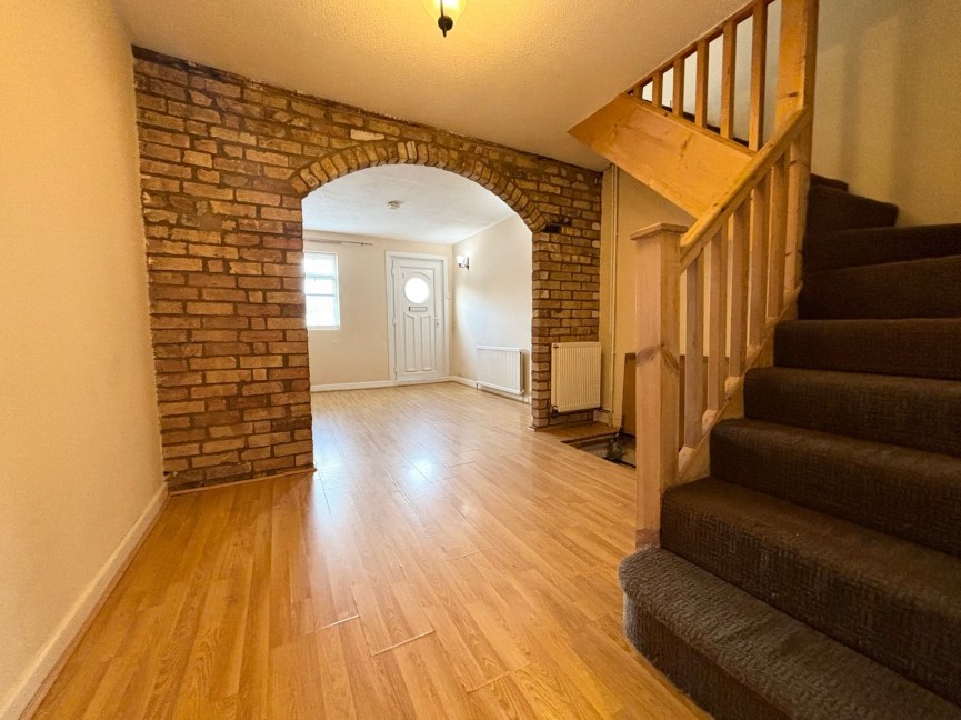 2 bedroom House for Letting The Baulk, Biggleswade, Bedfordshire