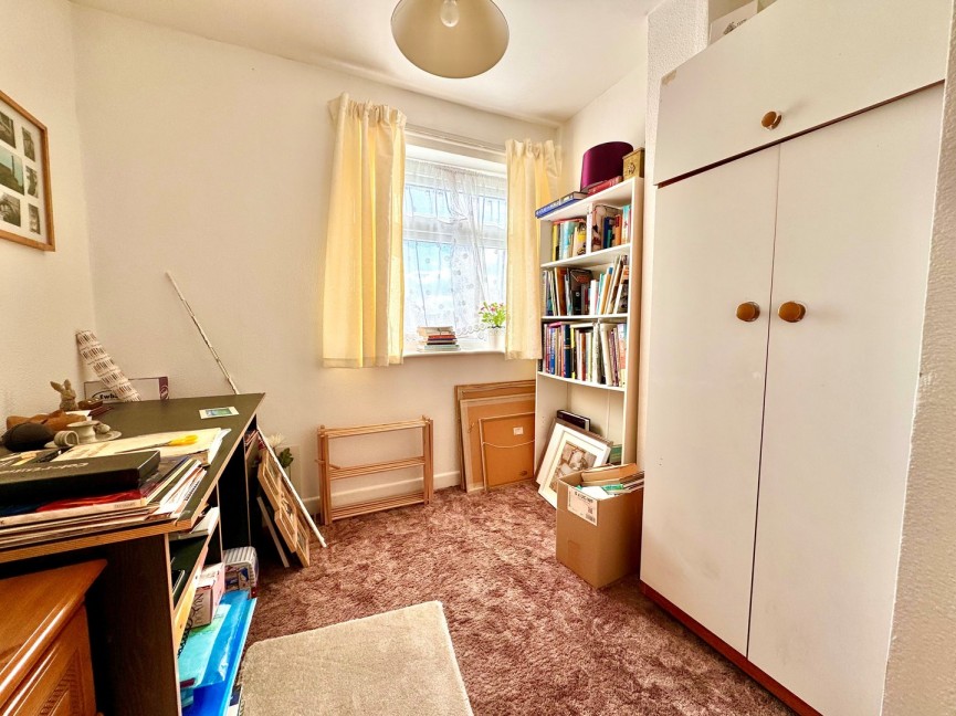 3 bedroom Flat for Sale Baldock, Hertfordshire