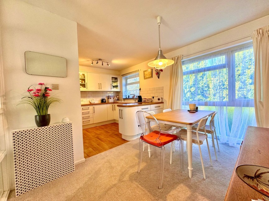 3 bedroom Flat for Sale Baldock, Hertfordshire