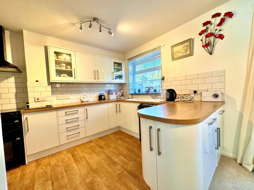 3 bedroom Flat for Sale Baldock, Hertfordshire