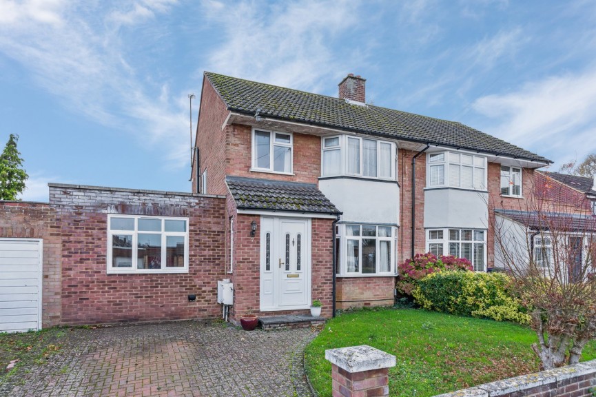 3 bedroom House for Sale Times Close, Hitchin, Hertfordshire