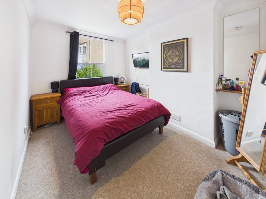 2 bedroom Flat for Sale Sun Street, Biggleswade, Bedfordshire