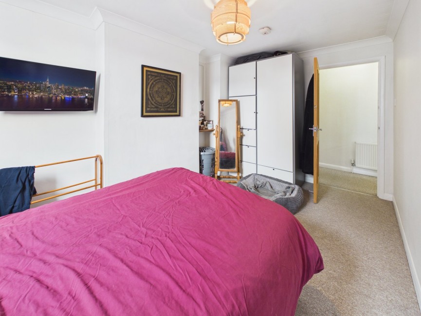 2 bedroom Flat for Sale Sun Street, Biggleswade, Bedfordshire