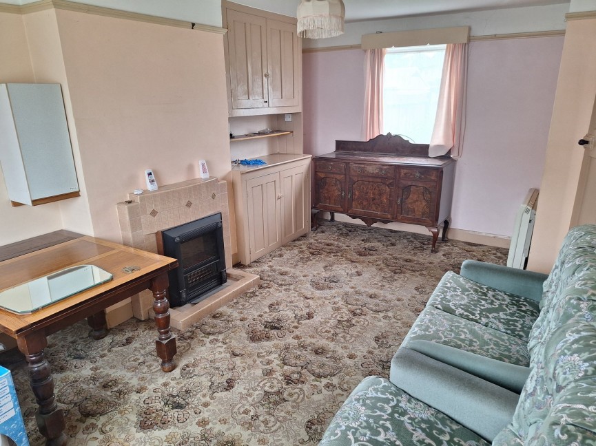 2 bedroom House for Sale Potton Road, Biggleswade, Bedfordshire