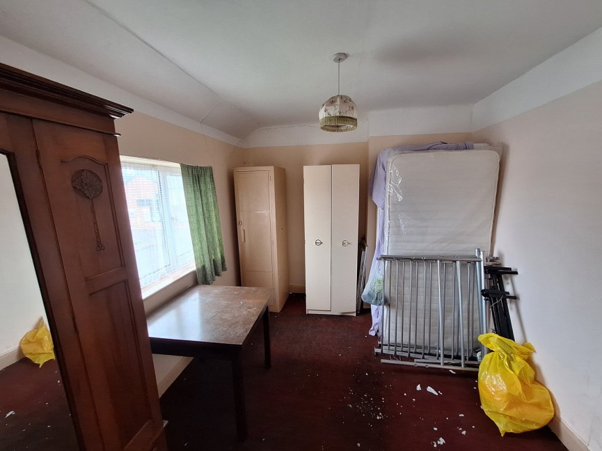 2 bedroom House for Sale Potton Road, Biggleswade, Bedfordshire