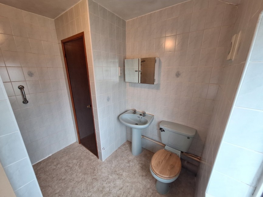 2 bedroom House for Sale Potton Road, Biggleswade, Bedfordshire