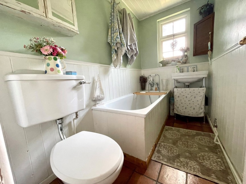 2 bedroom House for Sale Baldock, Ashwell, Hertfordshire