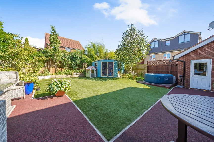 Tillers Close, Shefford, Bedfordshire