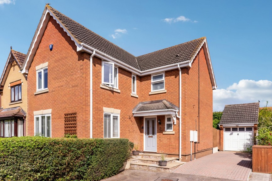 4 bedroom House for Sale Thomas Way, Royston, Hertfordshire