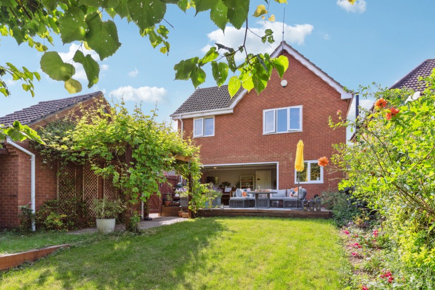4 bedroom House for Sale Thomas Way, Royston, Hertfordshire