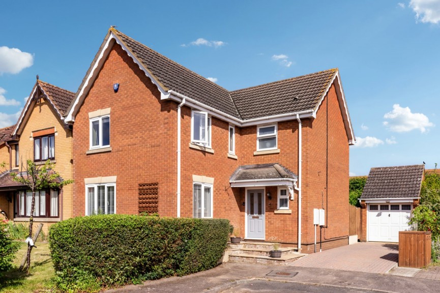 4 bedroom House for Sale Thomas Way, Royston, Hertfordshire