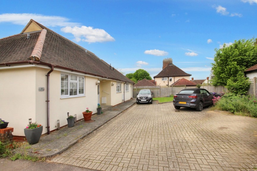 1 bedroom Bungalow for Sale Common View, Letchworth Garden City, Hertfordshire