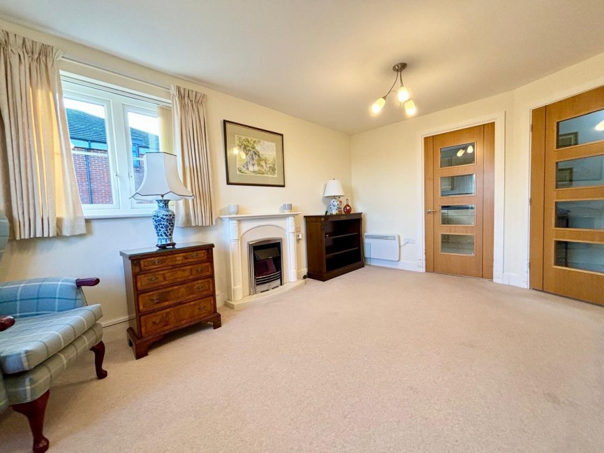 1 bedroom Flat for Sale Goodes Court, Royston, Hertfordshire