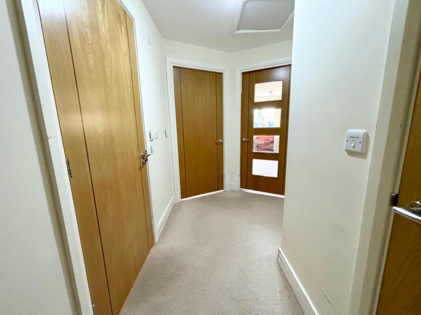 1 bedroom Flat for Sale Goodes Court, Royston, Hertfordshire