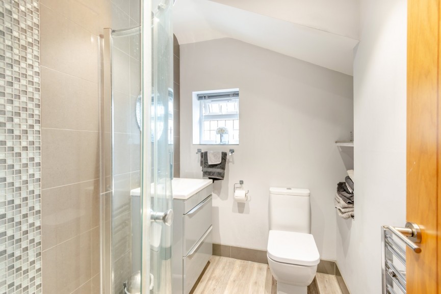 4 bedroom House for Sale Chestnut Walk, Welwyn, Hertfordshire