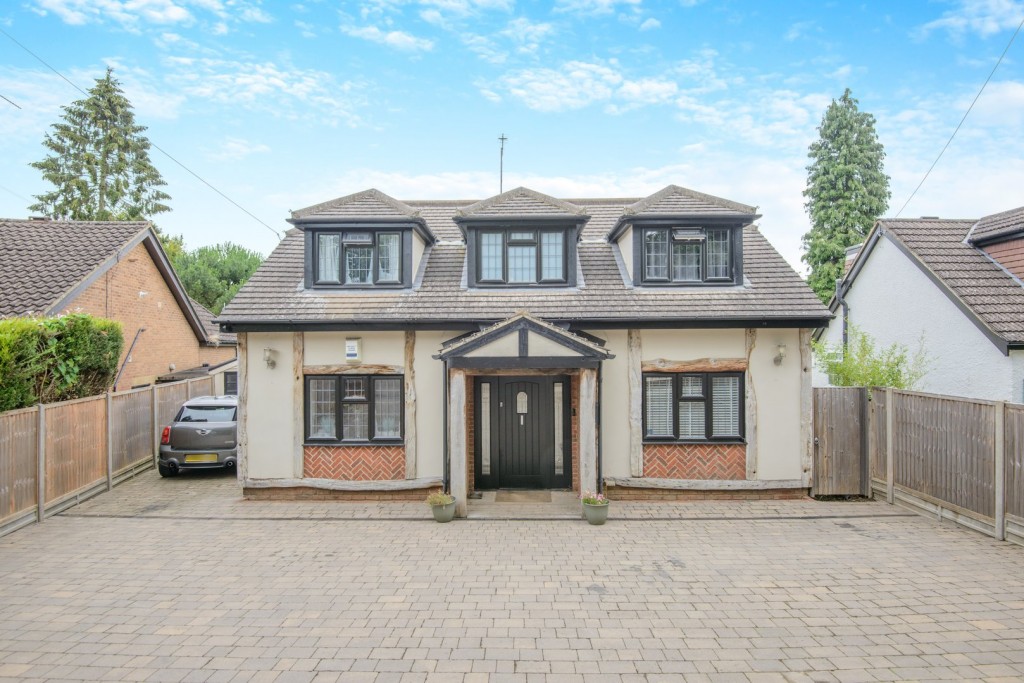 Chestnut Walk, Welwyn, Hertfordshire