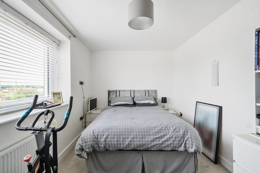 1 bedroom Flat for Sale Hitchin Road, Arlesey, Bedfordshire