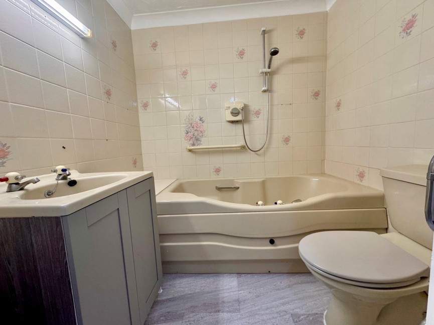 1 bedroom Flat for Sale Baldock