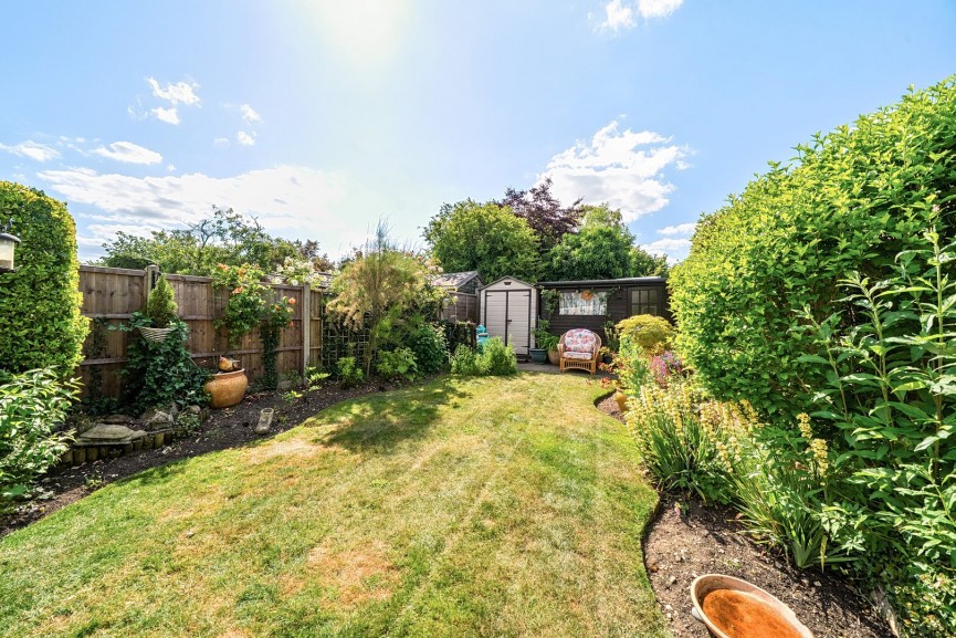 4 bedroom House for Sale High Street, Arlesey, Bedfordshire