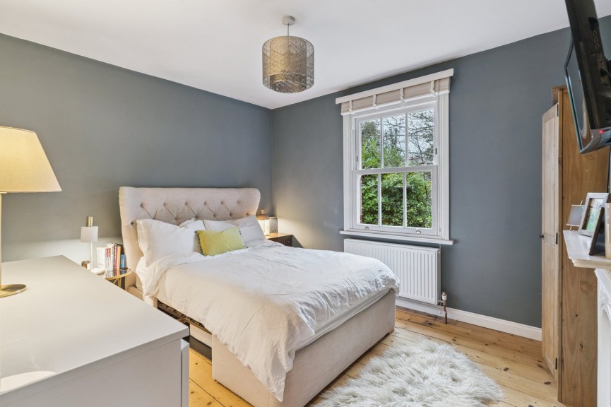 2 bedroom House for Sale St Johns Path, Hitchin, Hertfordshire