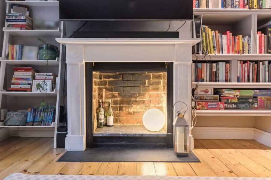 2 bedroom House for Sale St Johns Path, Hitchin, Hertfordshire