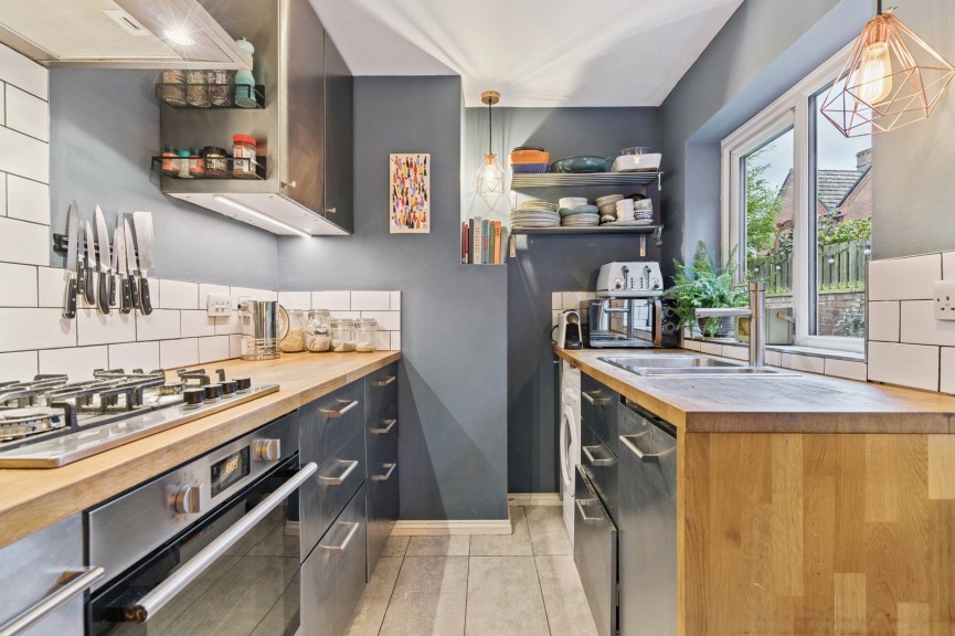 2 bedroom House for Sale St Johns Path, Hitchin, Hertfordshire