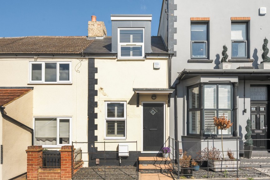 2 bedroom House for Sale Hitchin Road, Shefford, Bedfordshire