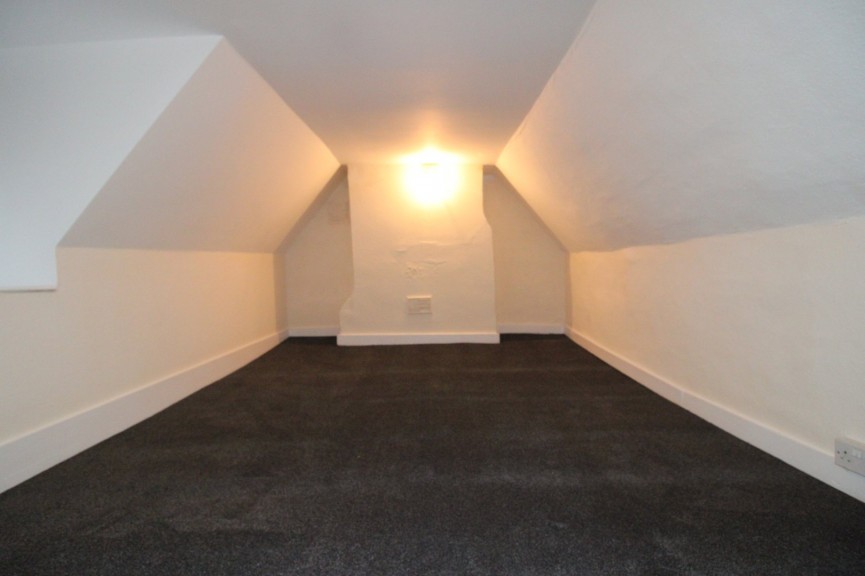 3 bedroom Flat for Letting Upper King Street, Royston, Hertfordshire