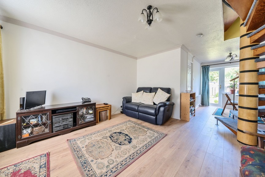 3 bedroom House for Sale The Poplars, Arlesey, Bedfordshire