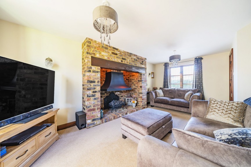 3 bedroom House for Sale School Lane, Shefford, Bedfordshire