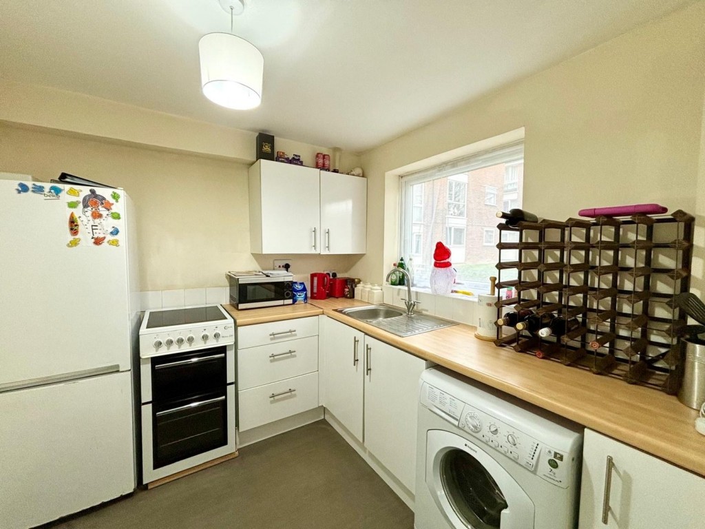 Tennyson Close, Royston, Hertfordshire