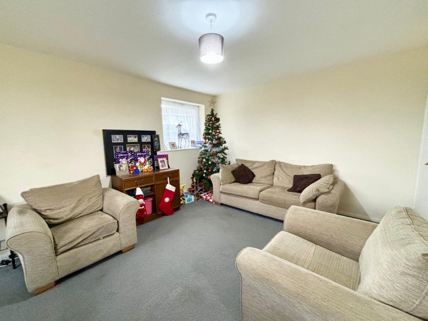 Tennyson Close, Royston, Hertfordshire