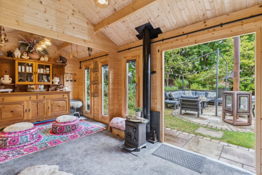4 bedroom House for Sale Melbourn Road, Royston, Hertfordshire