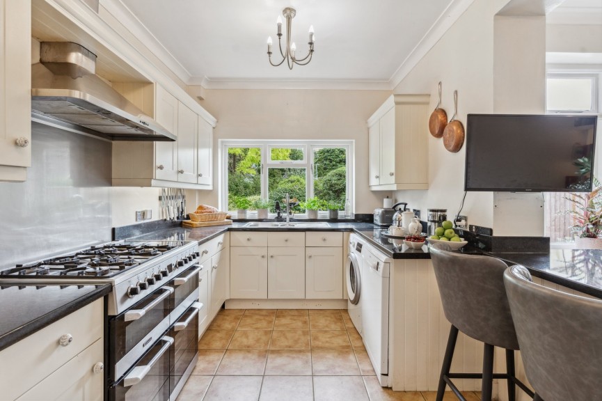 4 bedroom House for Sale Melbourn Road, Royston, Hertfordshire