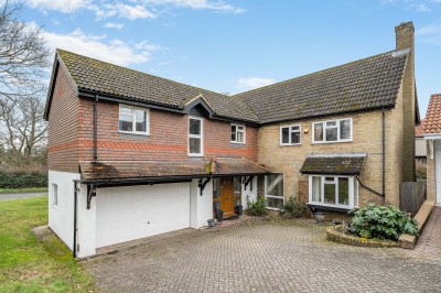 Balmoral Close, Flitwick, Bedfordshire