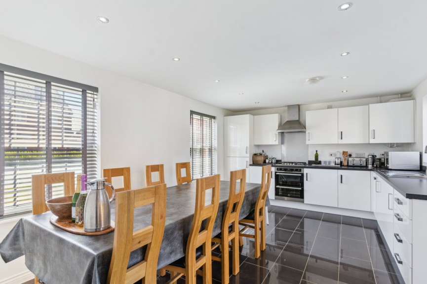 3 bedroom House for Sale Stotfold, Hitchin, Bedfordshire