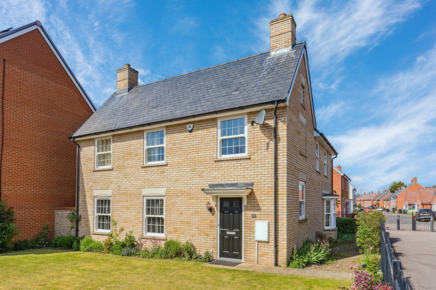 3 bedroom House for Sale Stotfold, Hitchin, Bedfordshire