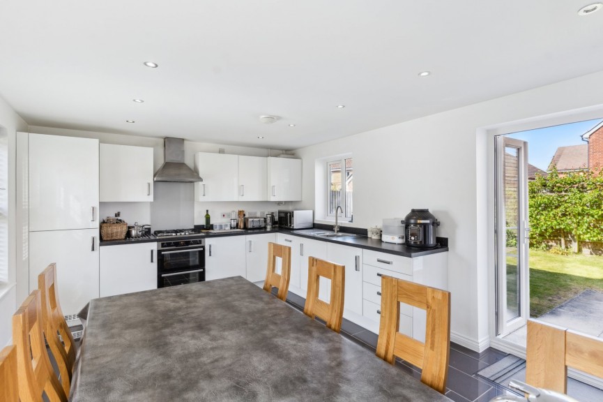 3 bedroom House for Sale Stotfold, Hitchin, Bedfordshire