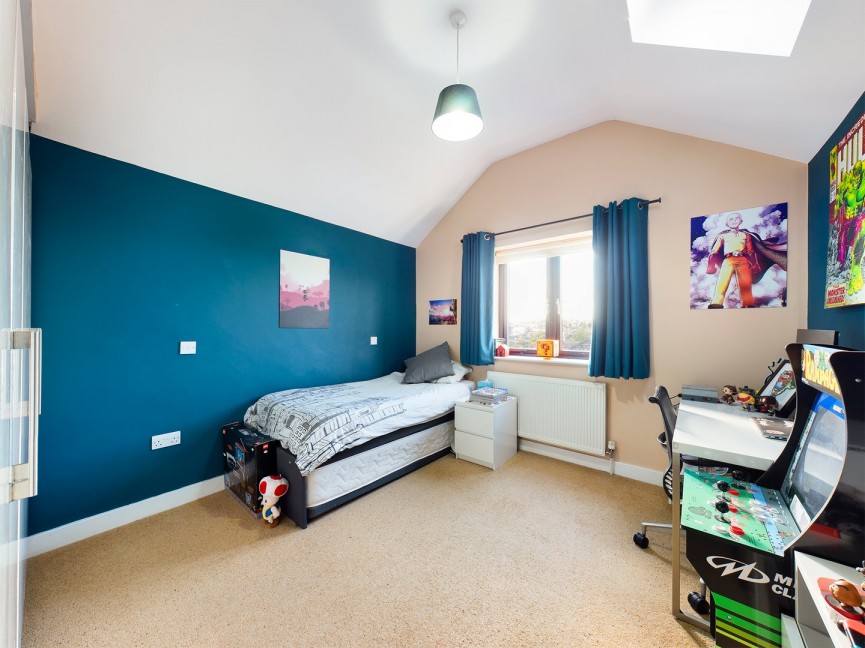 4 bedroom House for Sale Store House Lane, Hitchin, Hertfordshire