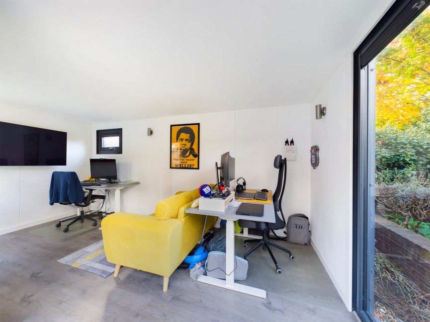 4 bedroom House for Sale Store House Lane, Hitchin, Hertfordshire