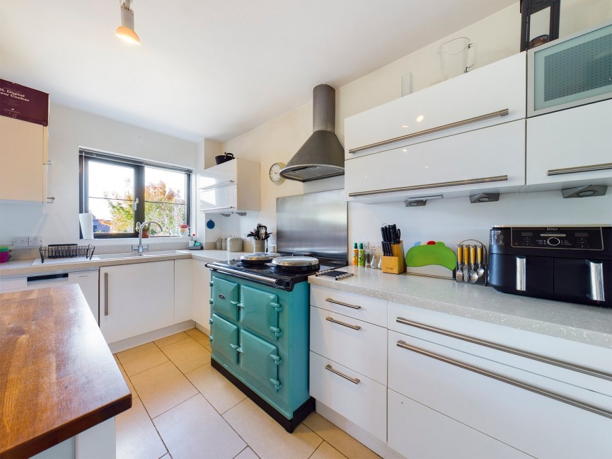 4 bedroom House for Sale Store House Lane, Hitchin, Hertfordshire