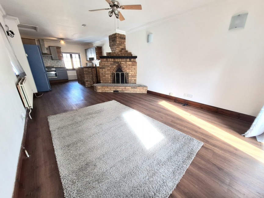 2 bedroom House for Sale Lawrence Road, Biggleswade, Bedfordshire