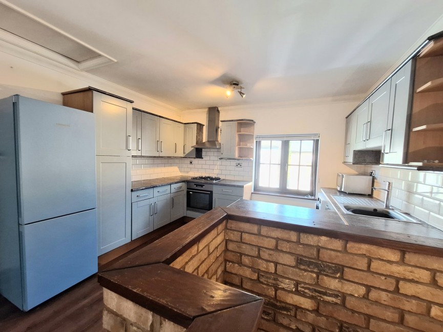 2 bedroom House for Sale Lawrence Road, Biggleswade, Bedfordshire